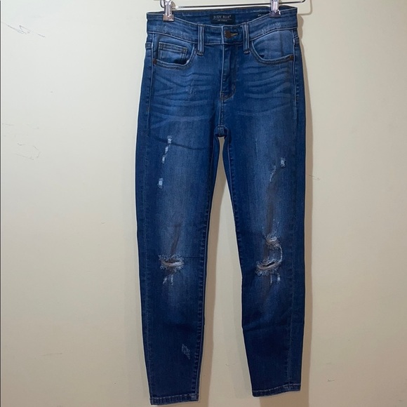 Womens Judy Blue Relaxed Fit Distressed Jeans - Picture 1 of 6
